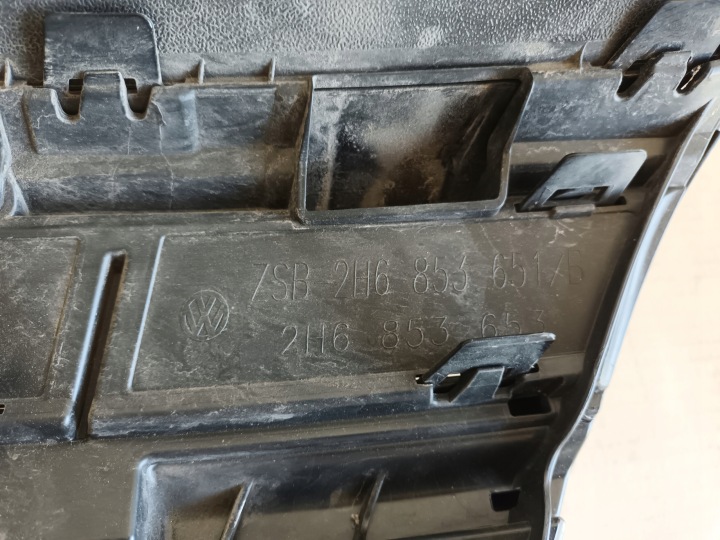 CALANDRE VOLKSWAGEN AMAROK LIFT 2H6 GRILLE VW