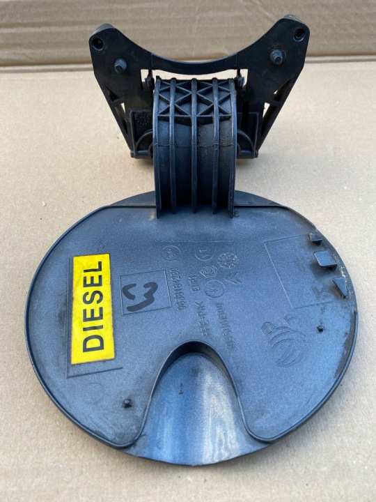 CLAPET GOULOTTE DE REMPLISSAGE CARBURANTS CITROEN C3 I 9638184280