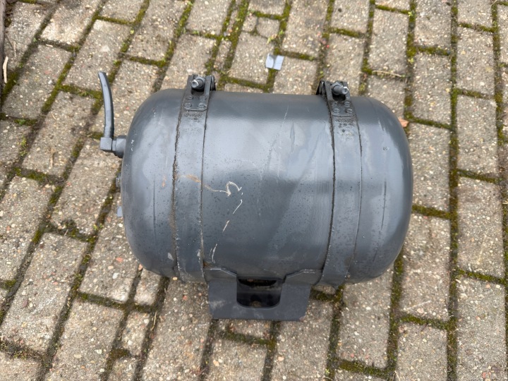 RÉSERVOIR BOUTEILLE AIR 20L MERCEDES ACTROS MP 4 ANTOS AROCS