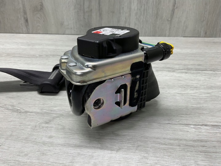 CEINTURE DE SÉCURITÉ GAUCHE AVANT RANGE ROVER VELAR L560 HK83611B09 GX73614B03A