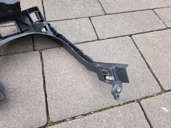 CITROEN C3 AIRCROSS AVANT LIFT FIXATION PHARES DROIT AVANT 13490039 17-2021
