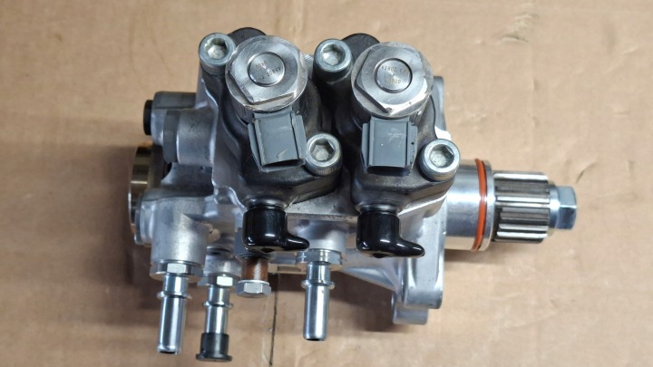 POMPE CARBURANTS HAUTE PRESSION MAN TGX TGS 51111037877