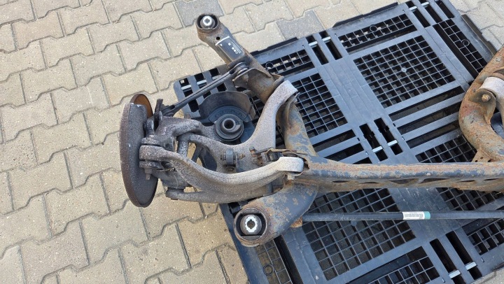 AUDI A5 8T A4 B8 8K0 505 235 AA SUSPENSION CHÂSSIS CHÂSSIS BERCEAU ARRIÈRE ENSEMBLE