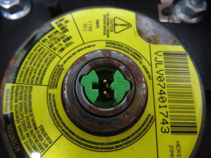 VOLANT FORD MONDEO IV 6M2T14K147AH 305481885