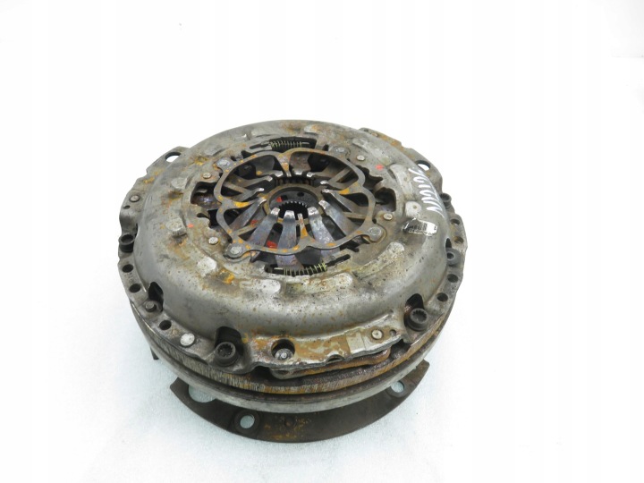 VOLANT BIMASSE AUDI A5 2.7 TDI 0B3141117 0B4141031 0B2105266C