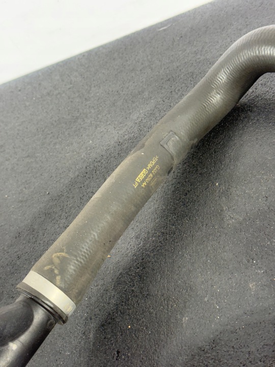 TUYAU TUYAU FIL EAU RANGE ROVER EVOQUE L538 DISCOVERY L550 GJ32-8260-AA