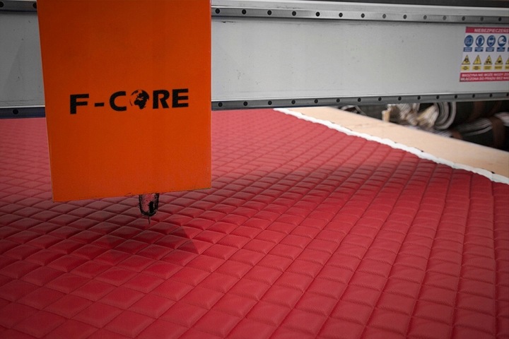 TAPIS DE SOL AVANT EKO-SKORA AUDI Q5 8R 01.08-12.16