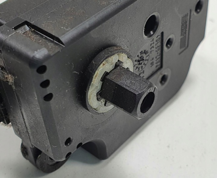 PETIT MOTEUR RÉCHAUFFEURS OPEL ASTRA II G B8036