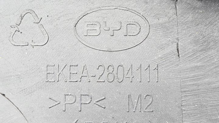 PARE-CHOCS ARRIÈRE ARRIÈRE BYD SEAL 22R- EKEA-2804111 ORIGINAL NEUF