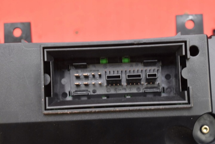 COMPTEUR TABLEAU DE BORD EUROPE 1K0920861A VW GOLF 5 V 2.0 FSI 150 KM 03-09