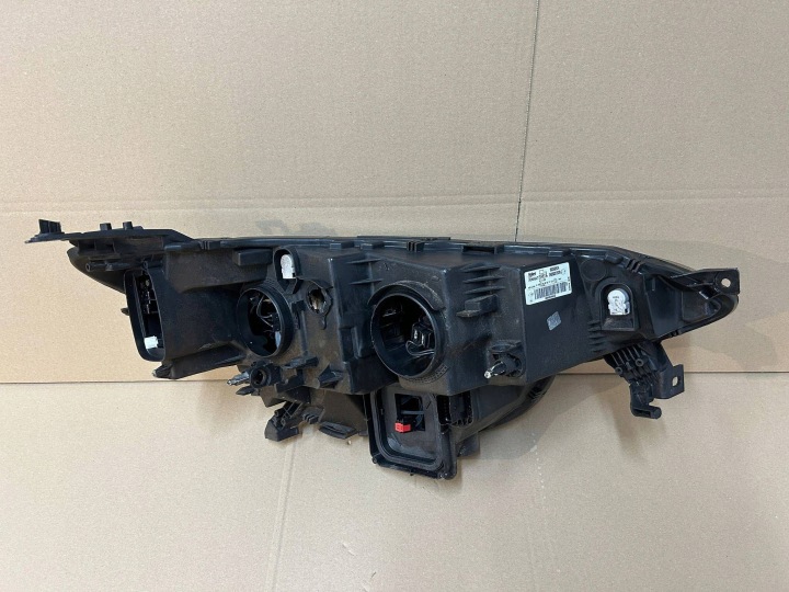 PHARE AVANT GAUCHE RENAULT MEGANE IV 16- 90060924