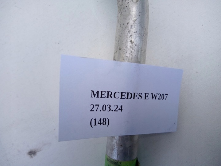 TUYAU FIL EAU MERCEDES E W207 C W204 A2048302496