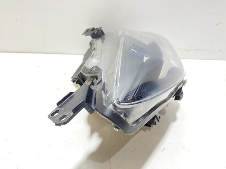 MAZDA 2 2015 DROITE CÔTÉ PHARE AVANT