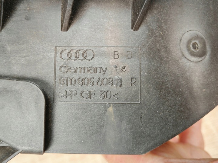 ORIGINAL GLISSIÈRE FIXATION PARE-CHOCS DROIT AVANT AUDI A5 8T 8T0805608R 12KM