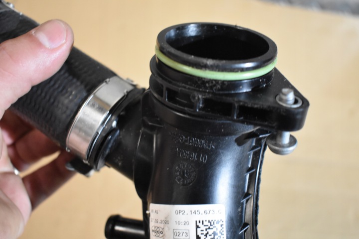 PARFAIT DOLOTY FIL AIR PORSCHE CAYENNE 9Y 4.0 TFSI 1