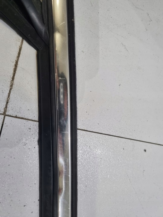 VOLVO XC90 JOINT D'ÉTANCHÉITÉ PORTES AVANT GAUCHE AVANT