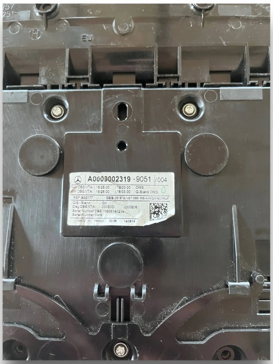 MERCEDES W247 AMPOULE PLAFONNIERS A0009002319 #446 $J