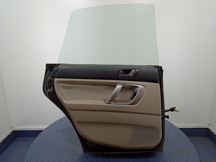 SUBARU LEGACY IV LIFT BERLINE PORTES ARRIÈRE GAUCHE 65Z
