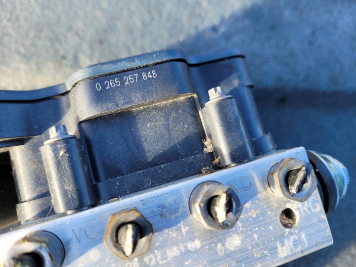 POMPE ABS DE FREIN PSA 9825549780