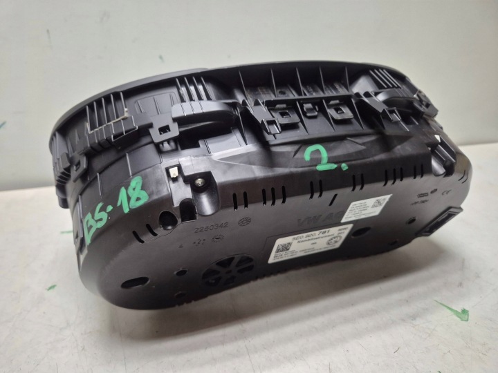 COMPTEUR COMPTEUR DE VITESSE SKODA OCTAVIA 5E0 III 5E0920781E EUROPE
