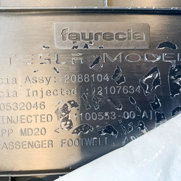 TESLA MODÈLE 3 2018 ÉLÉMENT TABLEAU DE BORD INSTRUMENTATION BAS