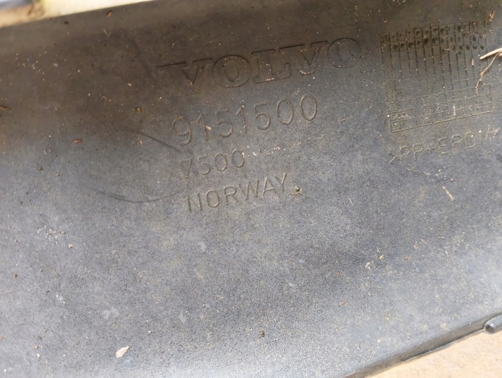 PARE-CHOCS AVANT VOLVO V70 S70 9151500 ORIGINAL AVANT V70 S70