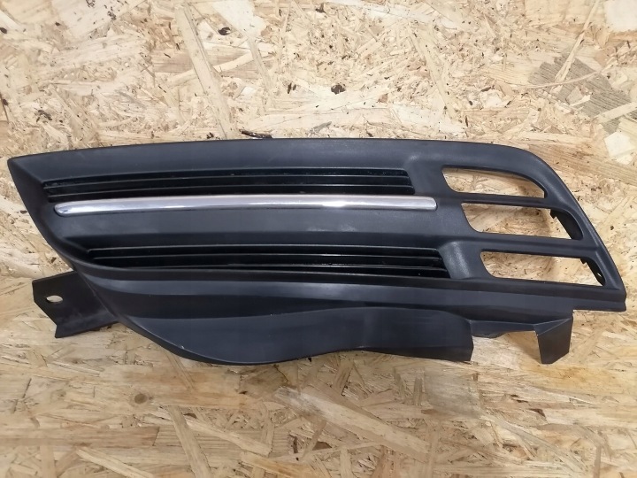 GRILLE GRILLE DROIT NISSAN MICRA K12 03-