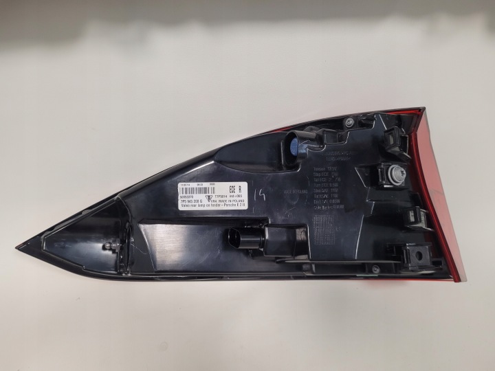 PORSCHE CAYENNE 7P5 LIFT PHARE LED DROITE ARRIÈRE ARRIÈRE 7P5945208G 7P5945308F