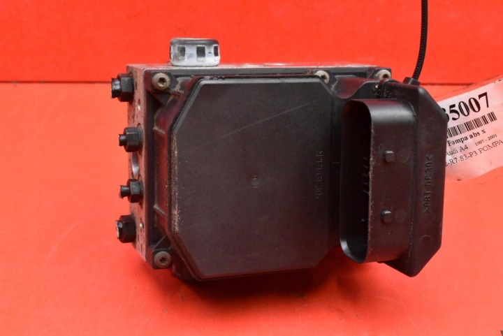 POMPE ABS 8E0614517 AUDI A4 B6 1.8 T 150KM 97-01