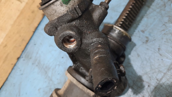 CRÉMAILLÈRE DE DIRECTION 49001-2F910 NISSAN PRIMERA P11