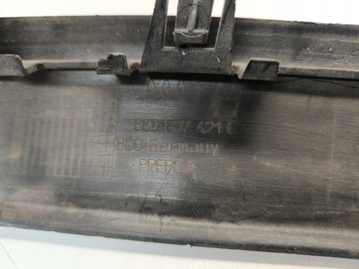 MOULURE PARE-CHOCS ARRIÈRE AUDI A4 B7 AVANT UNIVERSEL 8E9807421C ORIGINAL