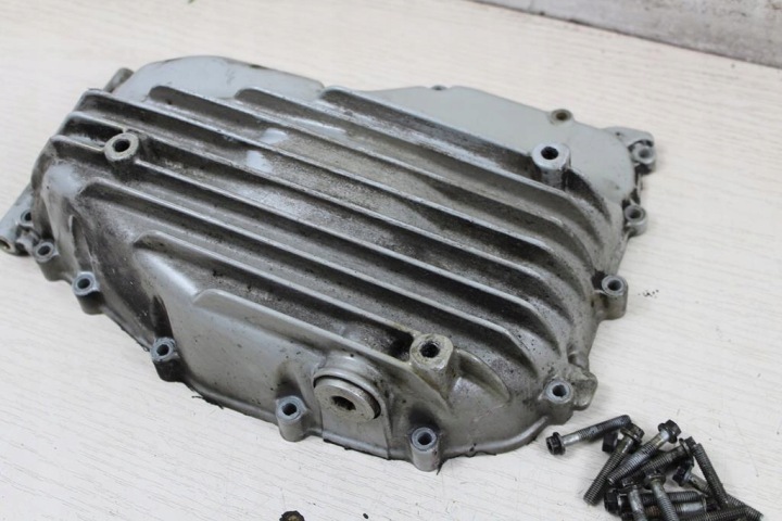 BMW F800 AVEC CUVETTE CARTER HUILES HUILEUX