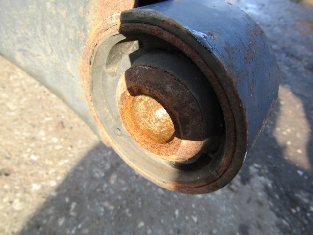 JAGUAR XJ X308 POUTRE CHÂSSIS SUSPENSIONS CAC7580 MNC2341AK