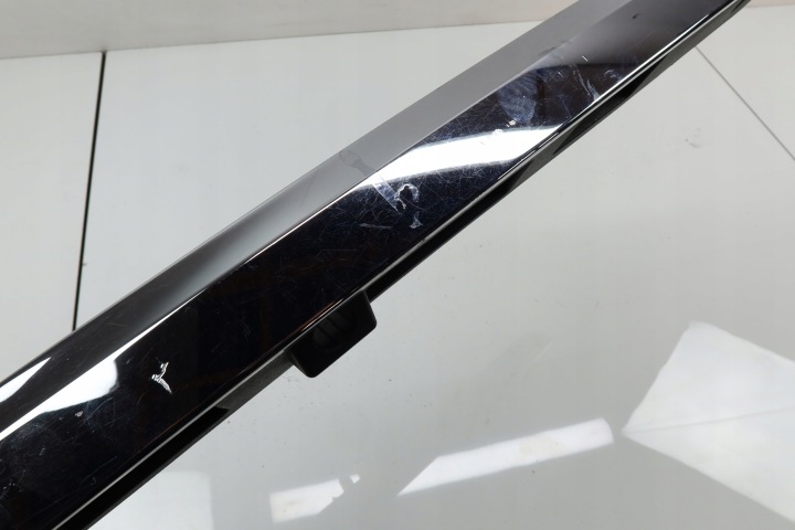 MERCEDES W246 B-KLASA MOULURE CHROME COUVERCLES DE COFFRE ARRIÈRE CACHE COUVERCLES DE COFFRE 2467406600