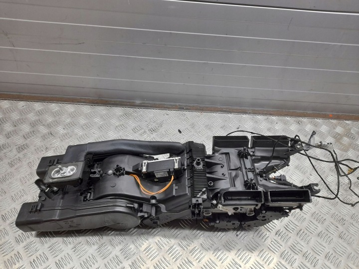 AUDI A8 S8 D4 4H 2015 AVEC AVANT CHAUFFAGE ENSEMBLE