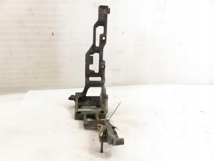 FIXATION CATALYSEUR DAF CF 2105823 2125112