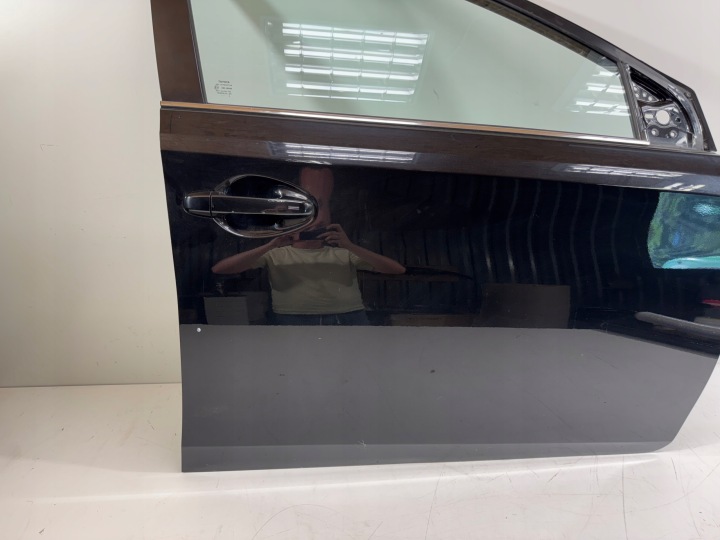 PORTES DROIT AVANT TOYOTA AURIS II 2 2012- COULEUR 209