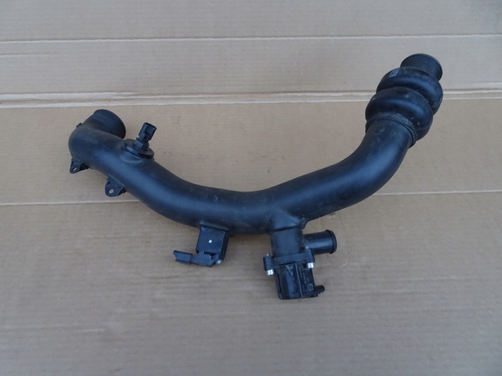 FORD KUGA MK2 FACELIFT FOCUS MK3 1.5 ECOBOOST TUBE JUNCTION PIPE VALVE AIR photo 2 - milautoparts-fr.ukrlive.com