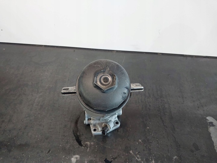 SUPPORT FILTRE HUILES BMW 5 E39 525TDS M51D25 256T1 11422246395
