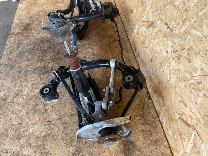 SUSPENSION POUTRE CHÂSSIS ROTULE DE DIRECTION ARRIÈRE ARRIÈRE AUDI A4 B9 8W A5 F5 8W0505235AB