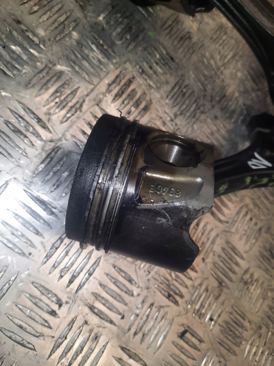 PISTON BIELLE JEEP GRAND CHEROKEE III WH 3.0 CRD 8340E