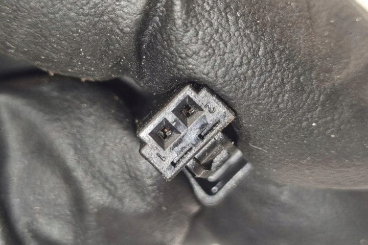 FAISCEAU DE CÂBLES AVANT DROITS PORTES AUDI A6 AVANT (4F5, C6) 4F1971030CK 2.0L