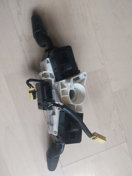 COMMUTATEUR COMPOSITE BANDE HONDA CIVIC VIII UFO 35250-SMG-S410-M1