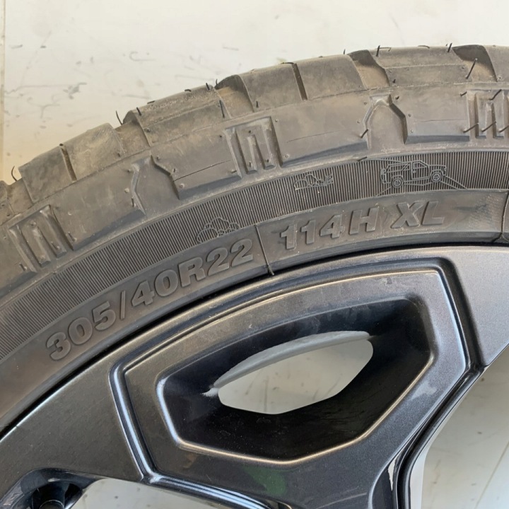 4× JANTE ALUMINIUM DODGE OE 9.0″ X 22″ 6X139.7 ET 19