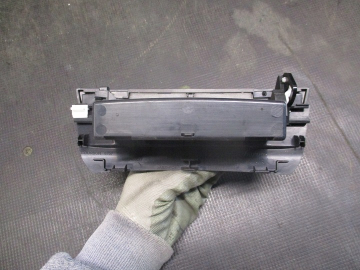 CENDRIER CITROEN C5 X7 09-12 9682460077