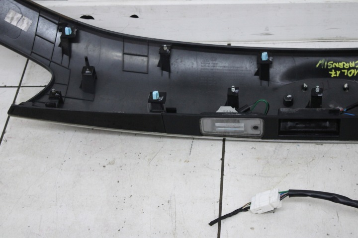KIA CARENS IV 13R- CACHE MOULURE COUVERCLES DE COFFRE COUVERCLES DE COFFRE ARRIÈRE ARRIÈRE 9H