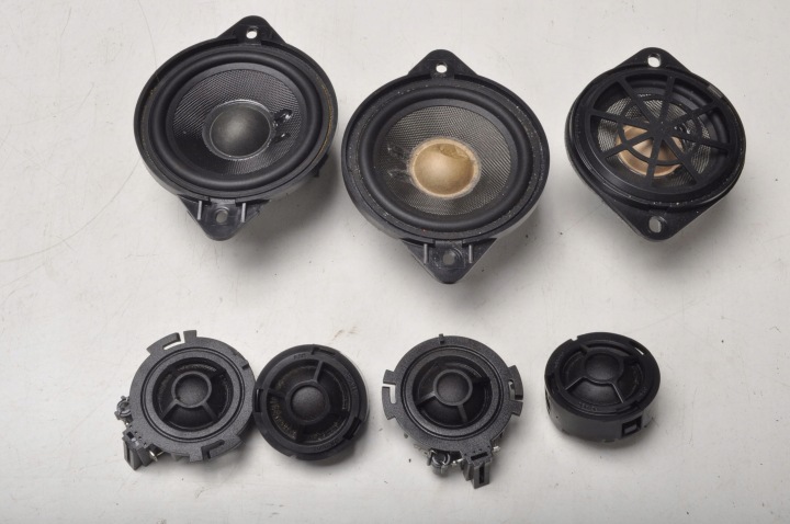 AUDI Q5 HAUT-PARLEURS 8R0035415C 8R0035382A 8T0035223H 8R0857227A