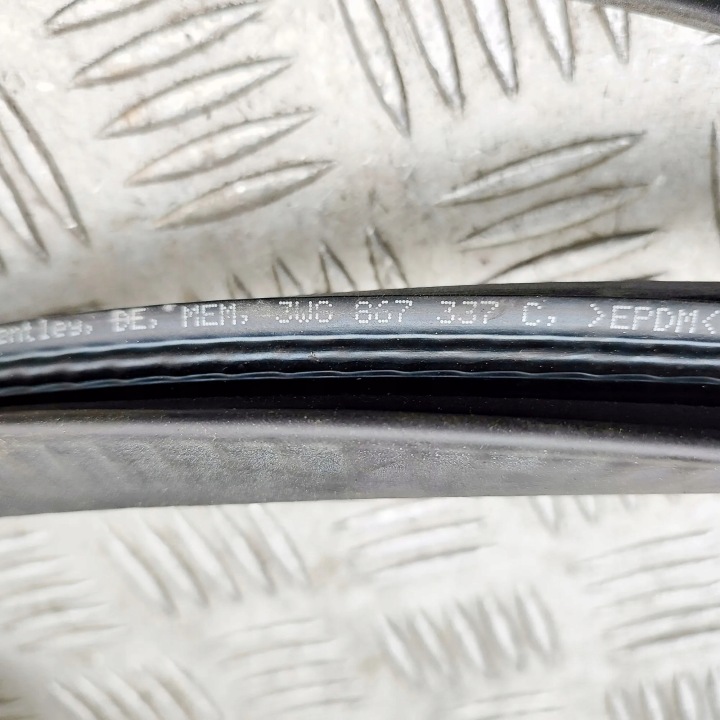 JOINT D'ÉTANCHÉITÉ PORTES DROITS DROIT BENTLEY CONTINENTAL GT GTC 04R 3W0 3W8867337C