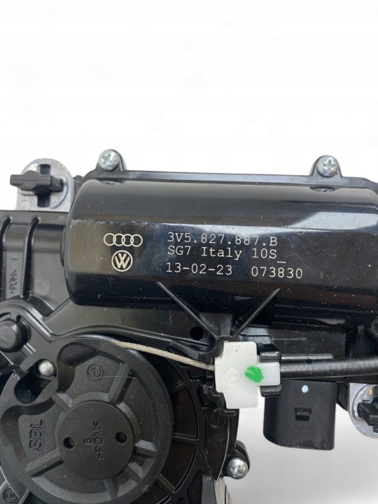 AUDI Q5 SQ5 SERVOMOTEUR ÉLECTRIQUE COUVERCLES DE COFFRE 3V5827887B