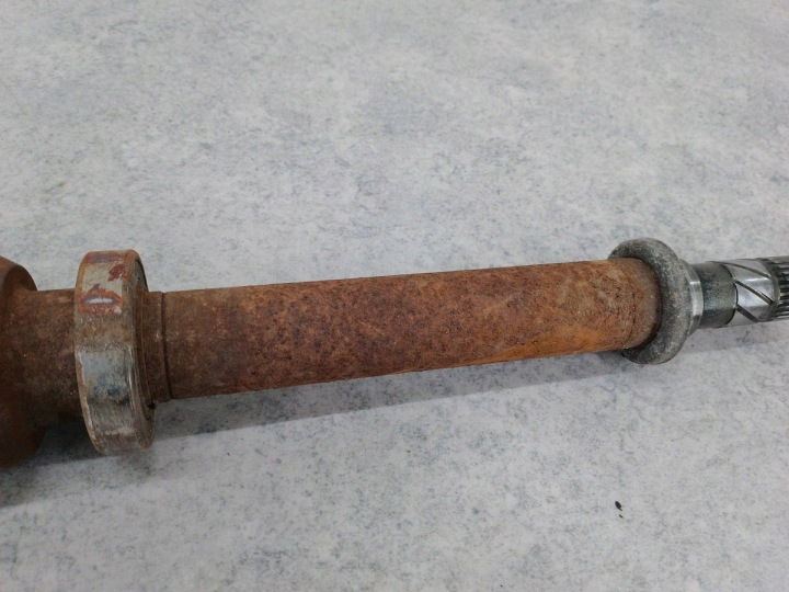 DEMI-ARBRE DROITE AVANT RENAULT CLIO III RESTYLAGE 8200378880 1.2 16V